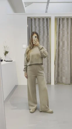 Alma sweatshirt lysebrun