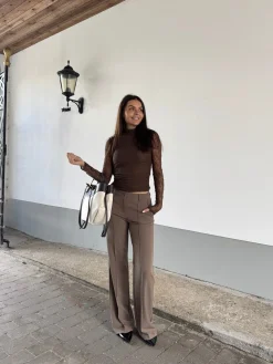 Amira bluse mørkebrun