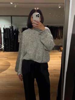 Daniella striktrøje lysegrå