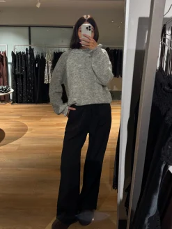 Daniella striktrøje lysegrå