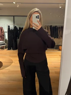 Ella striktrøje mørkebrun