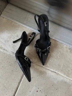 Flora stiletter sort