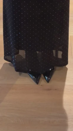 Karla stiletter sort