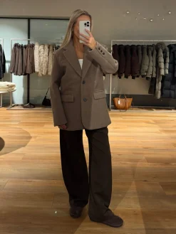 Macie trenchcoat lysebrun