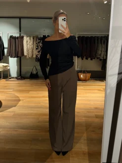 Malou bluse asymmetrisk sort