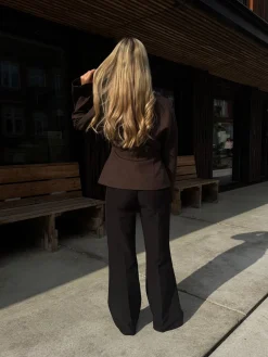 Mia blazer mørkebrun