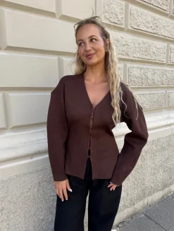 Mikela bluse mørkebrun