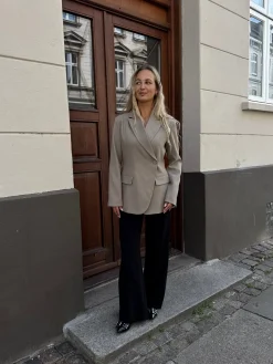 Naja blazer lysebrun