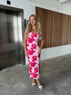 Naomi kjole lyserød