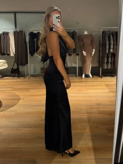 Stephanie kjole sort