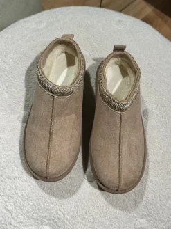 Tatiana bamsesko lysebrun